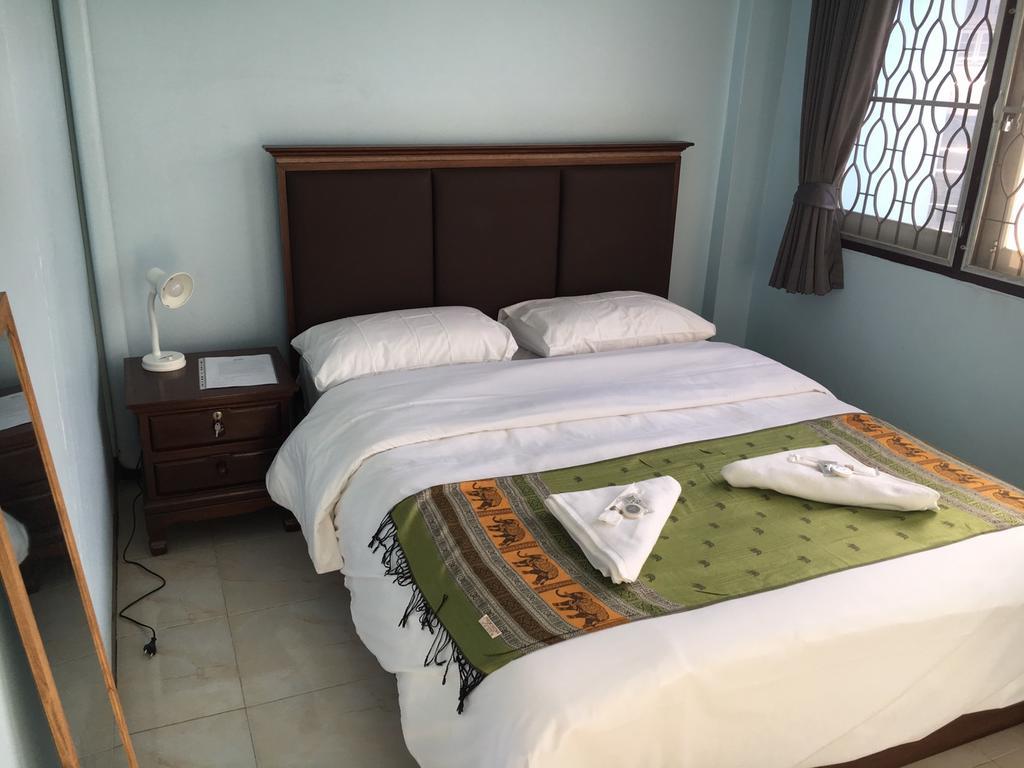 Jeesnail Guesthouse Banguecoque Exterior foto